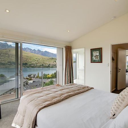 Highview Retreat Villa Queenstown Bagian luar foto